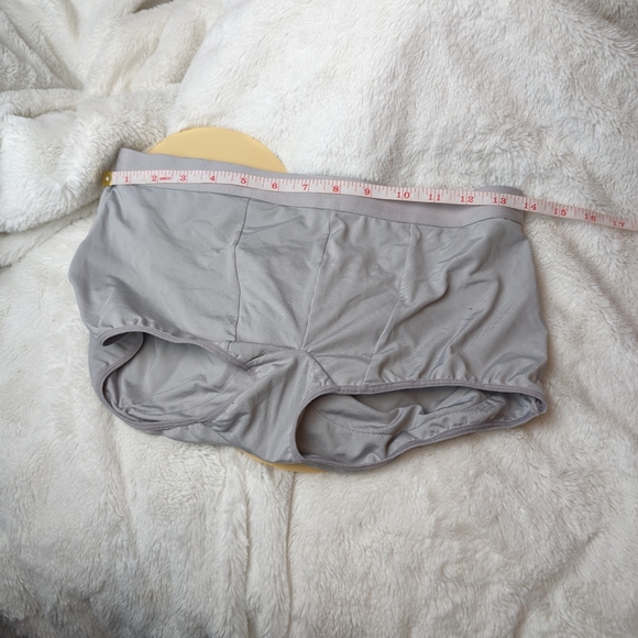 Men's discreet realistic bum booster! - Picture 7 of 7